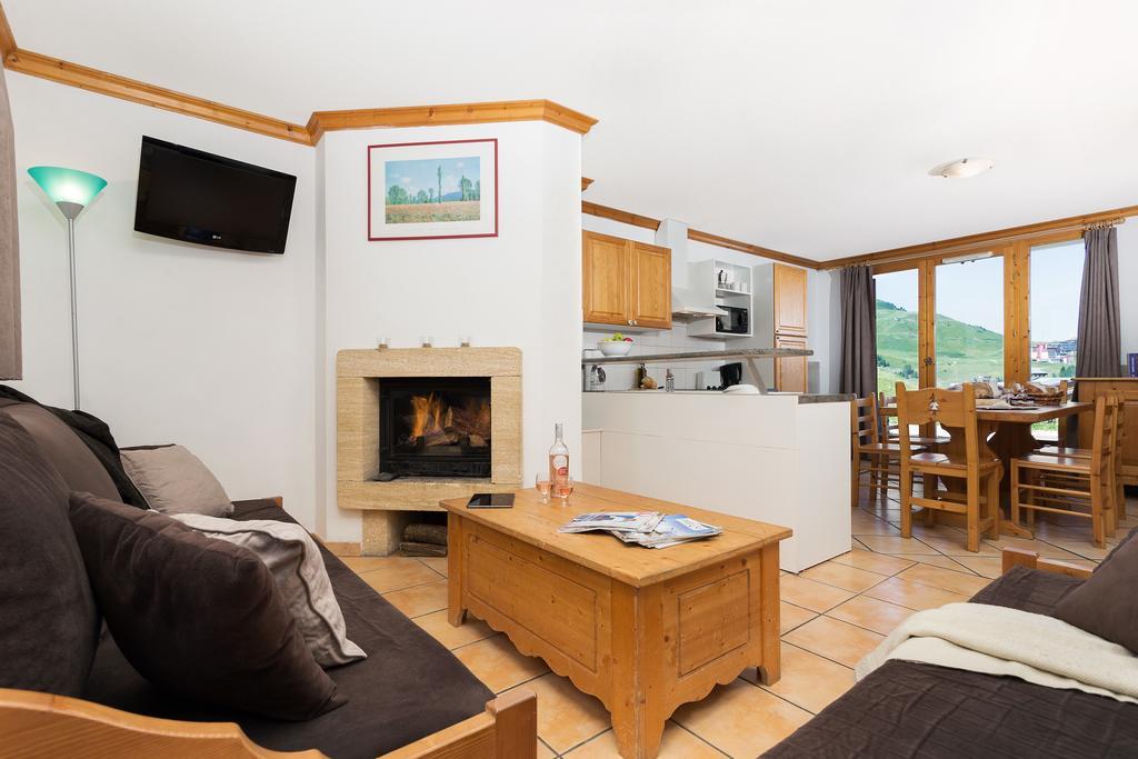 Madame Vacances Les Chalets du Praz La Plagne Chambre photo